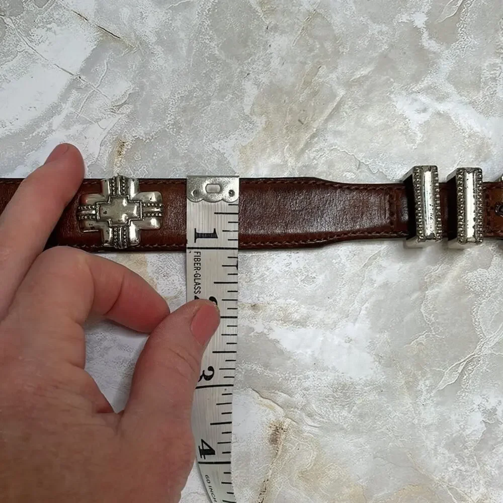Vintage western cowgirl style leather belt